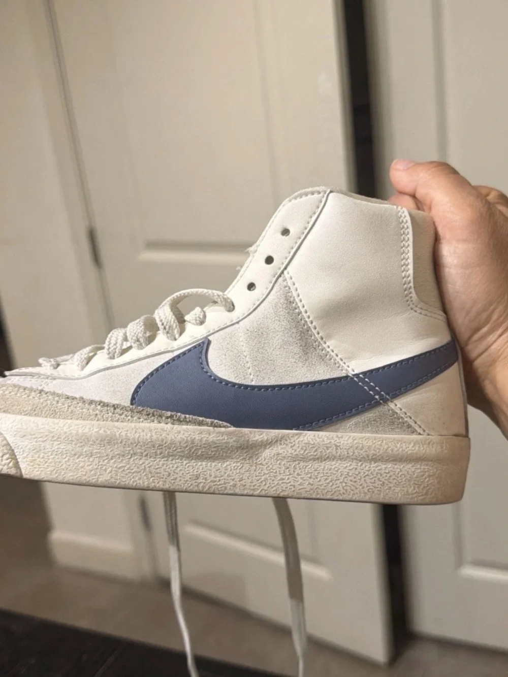 Nike youth high